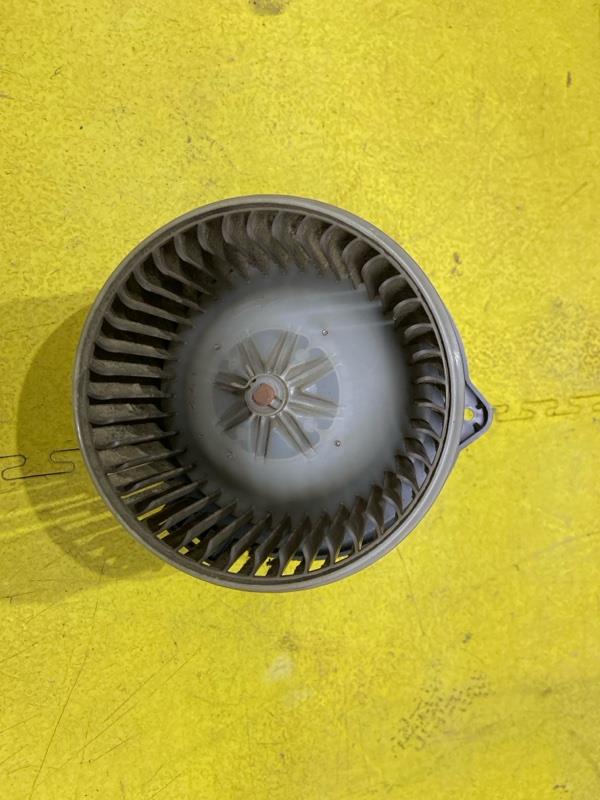 Мотор печки Мицубиси Делика в Южно-Сахалинске 111004