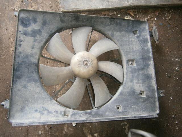 Диффузор радиатора Хонда Джаз в Южно-Сахалинске 24051
