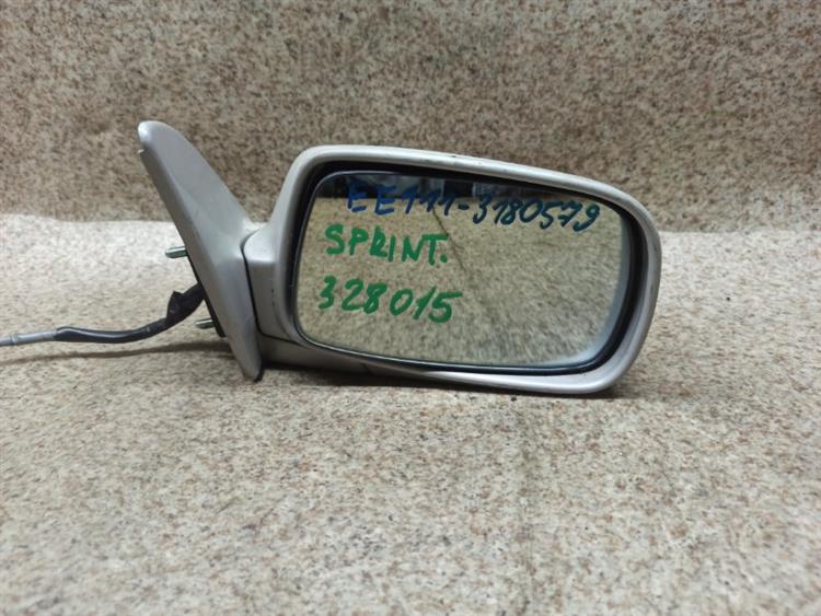 Зеркало Тойота Спринтер в Южно-Сахалинске 328015