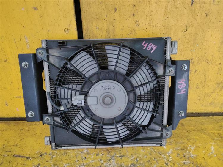 Радиатор кондиционера Исузу Эльф в Южно-Сахалинске 489251