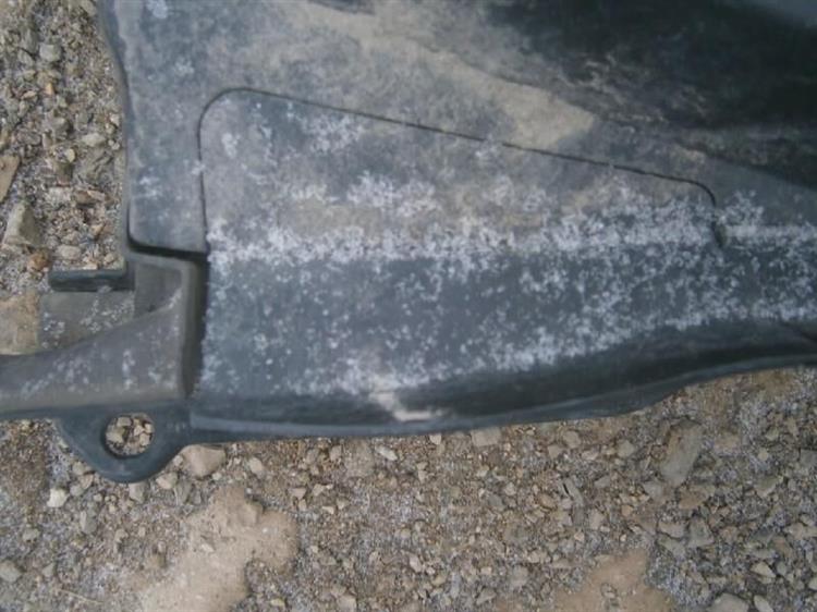 Решетка под лобовое стекло Хонда Фит в Южно-Сахалинске 66170