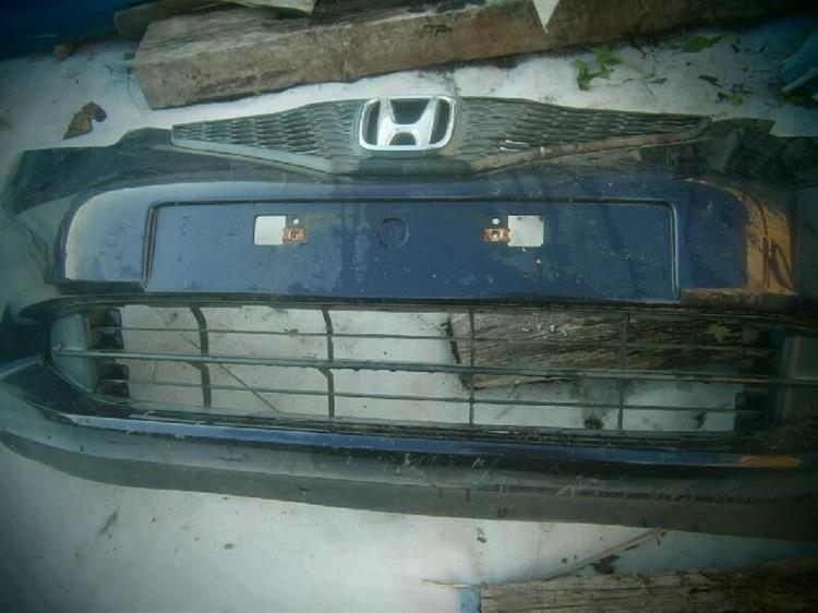 Решетка бампера Хонда Фит в Южно-Сахалинске 72970